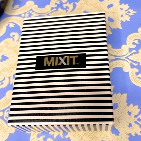 🌷 Mixit🌷 Vintage Gold Toned Multicoloured Bohemian Necklace & Earrings Gift Set - Picture 5 of 5